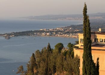 Hotel Metropole Taormina: bellezza, storia e gusto tutto l’anno